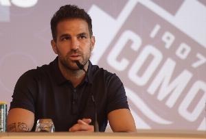 小法：莫拉塔逐渐适应会做得更好，对手的包夹防守会让帕斯成长