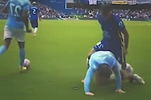 詹俊张路解说名场面— —格拉利什的诱惑😂