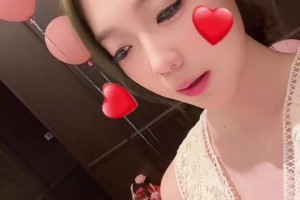 玉昆女主持看着皮肤好好，电视台女主持都是这个标准嘛😍