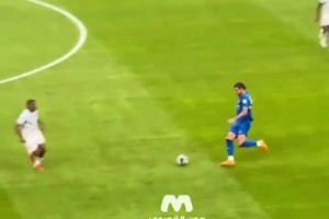 真降维打击！曾经的世一左特奥后场拿球狂带60米一条龙破门！