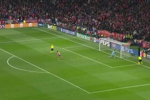 马德里德比点球争议！阿尔瓦雷斯这一滑代价太大😥