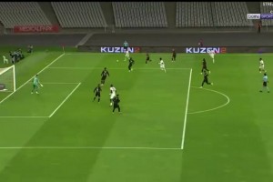 比C罗当年还高！2.01米奥努阿楚逆天倒钩，这腿也太长啦😂