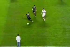 奥斯卡此前表示：如果中国男足需要一个好中场，我愿意加入🫠